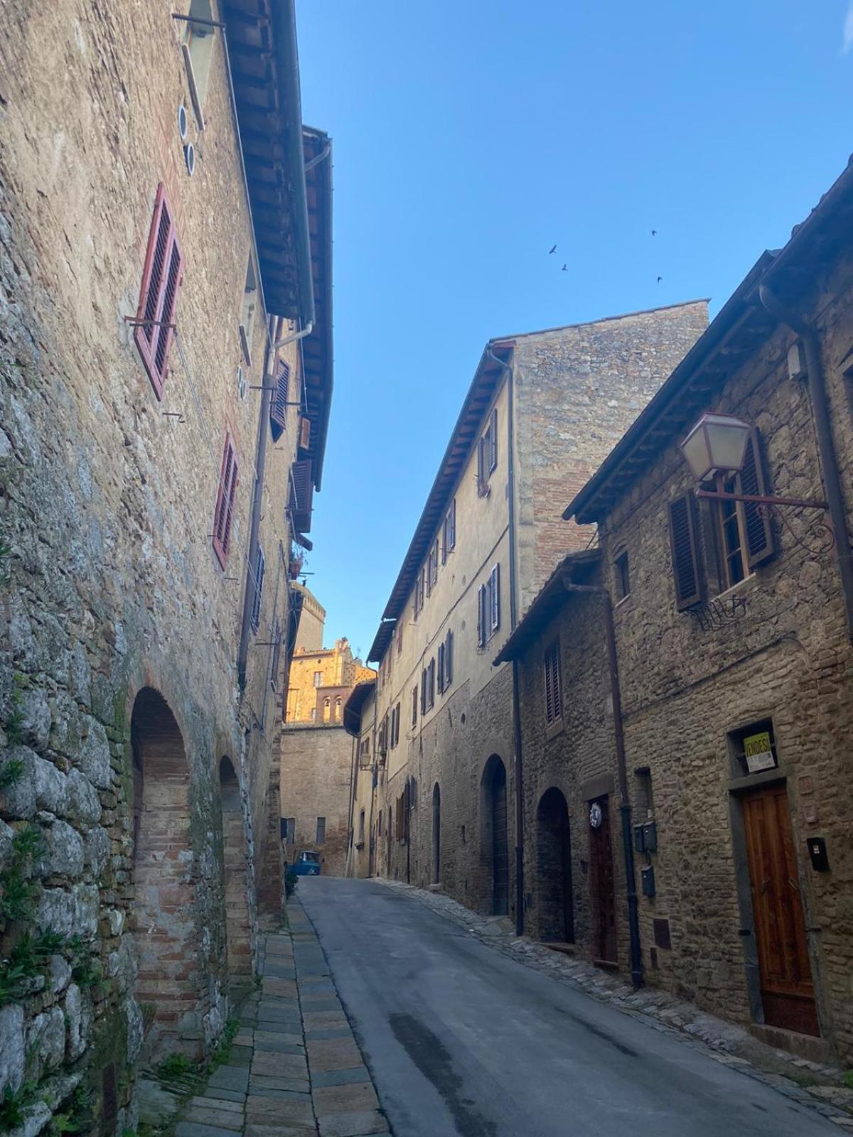 Appartamento Il Nespolo سان جيمينيانو المظهر الخارجي الصورة
